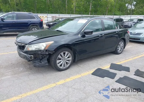 2011 Honda Accord 2.4 Ex-L z USA, uszkodzony, nr VIN 1HGCP2F88BA038155